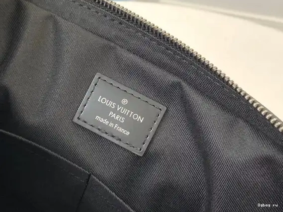 VUITTON LOUIS DISTRICT 0518